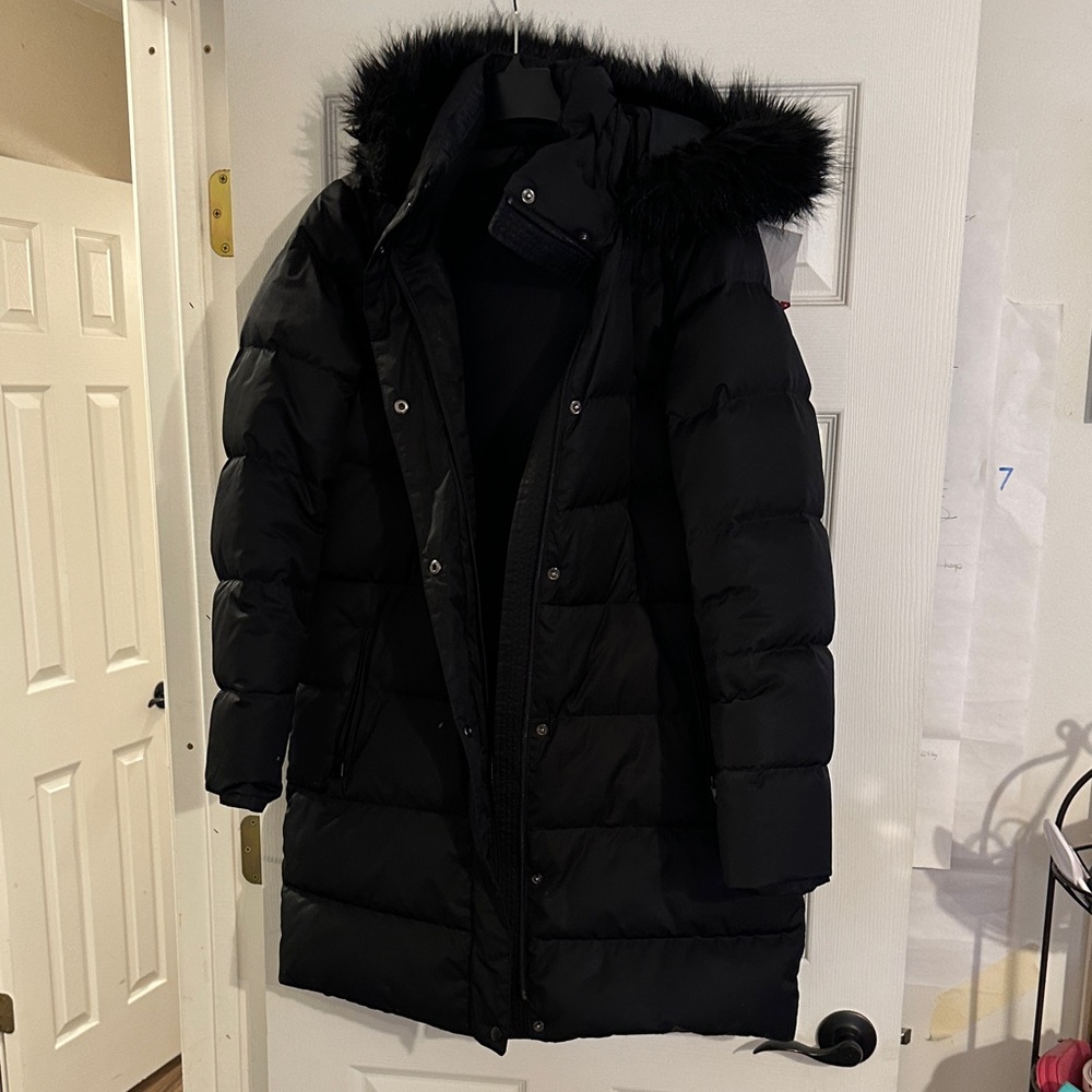 Lands' End Women's Black Puffer Jacket
